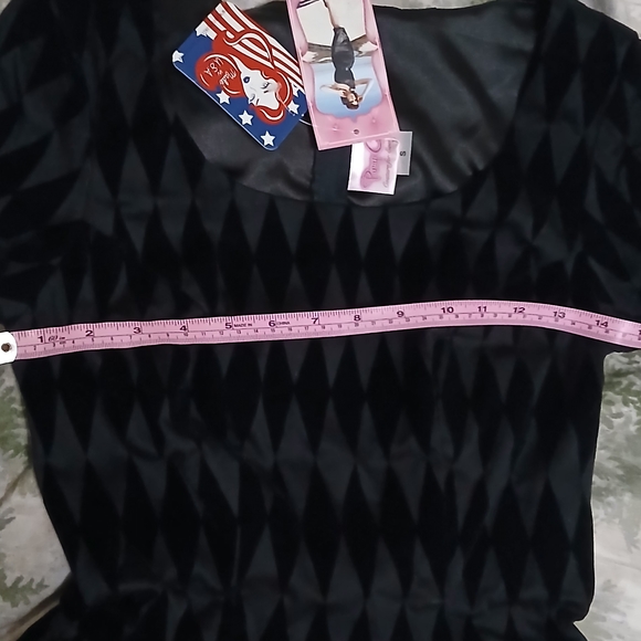 Black Diamond Pattern Dress - Picture 9 of 10